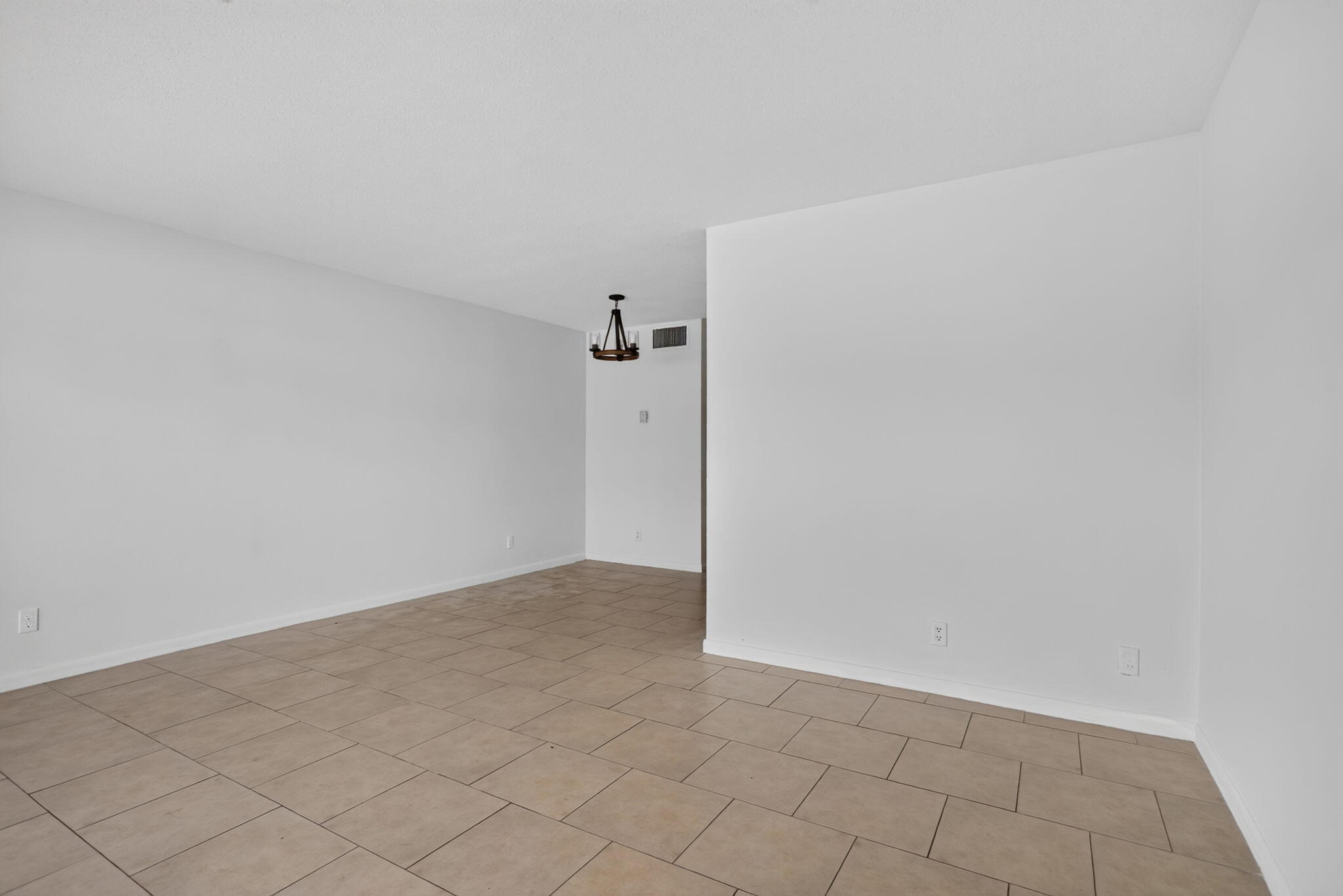 2160 NE 42nd Court 3