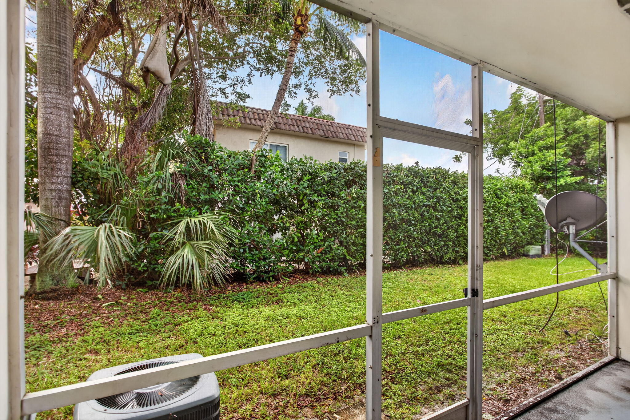 2160 NE 42nd Court 3