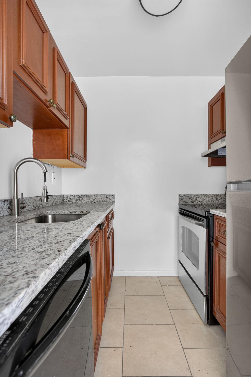 2160 NE 42nd Court 3