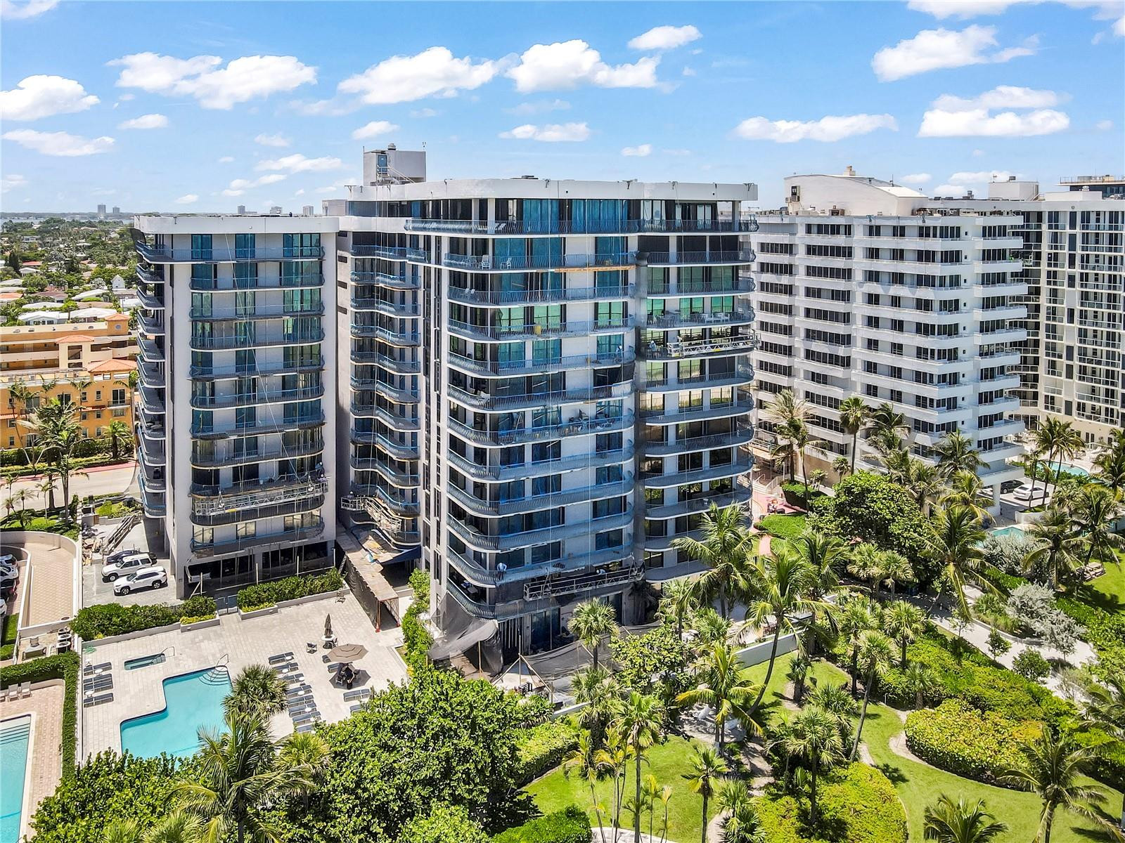 8877 Collins Avenue 1107