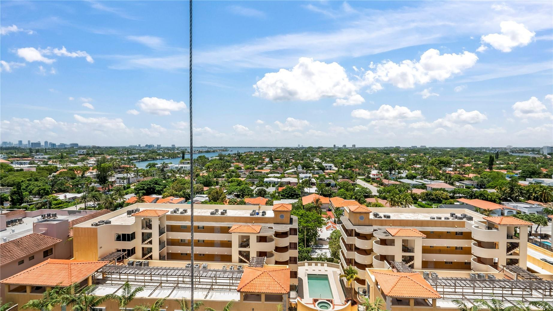 8877 Collins Avenue 1107