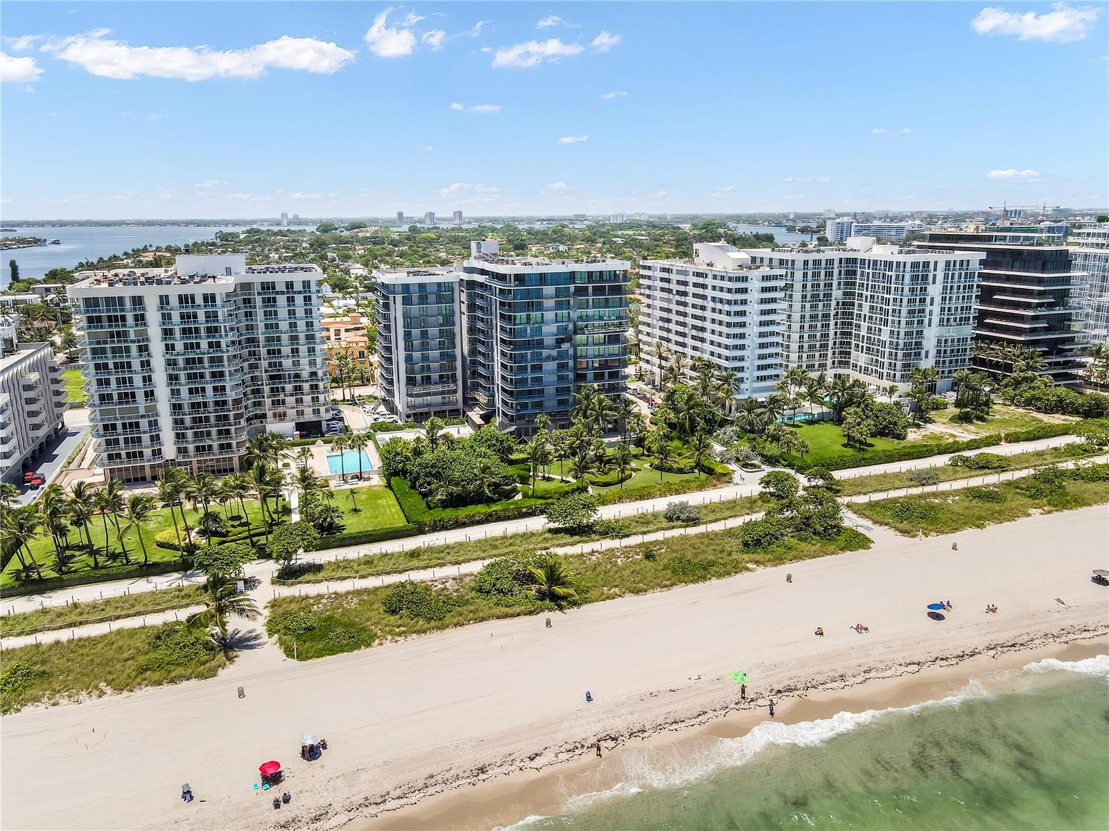 8877 Collins Avenue 1107