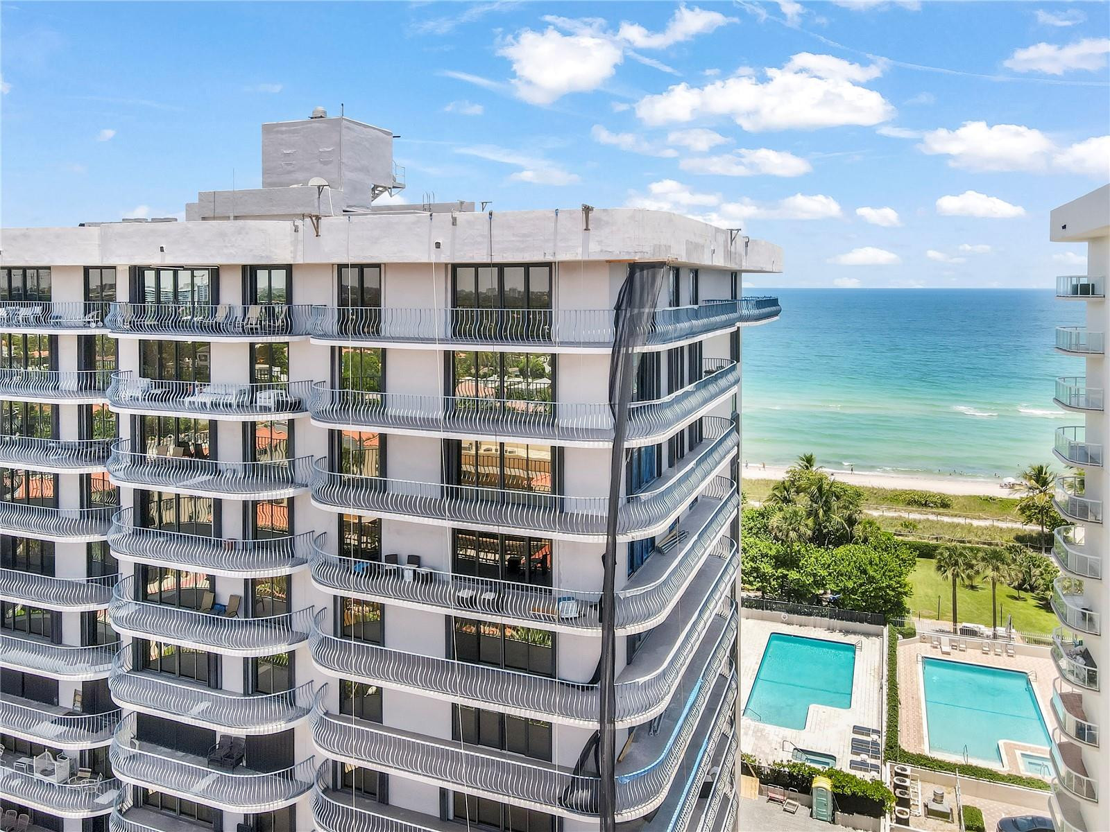 8877 Collins Avenue 1107