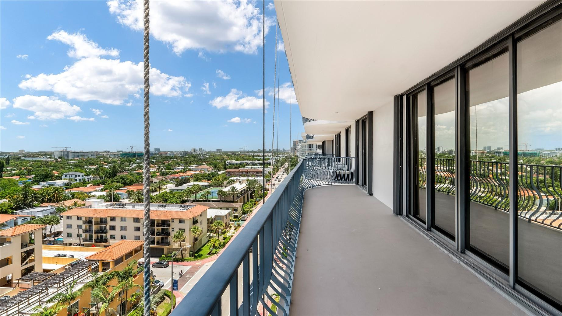 8877 Collins Avenue 1107