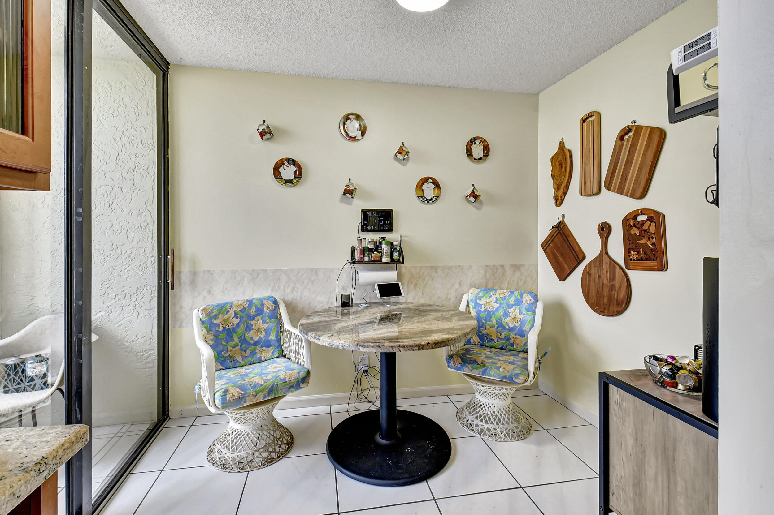 6372 La Costa Drive 405