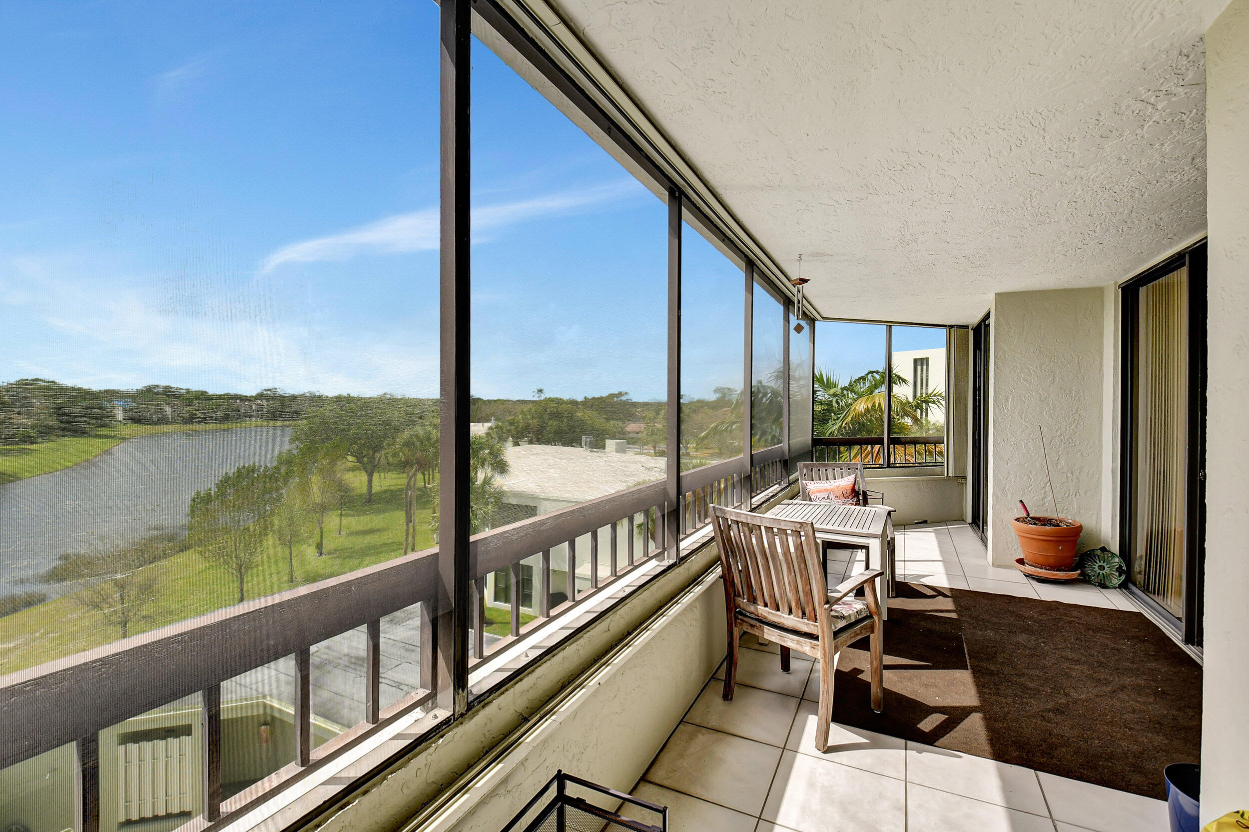 6372 La Costa Drive 405