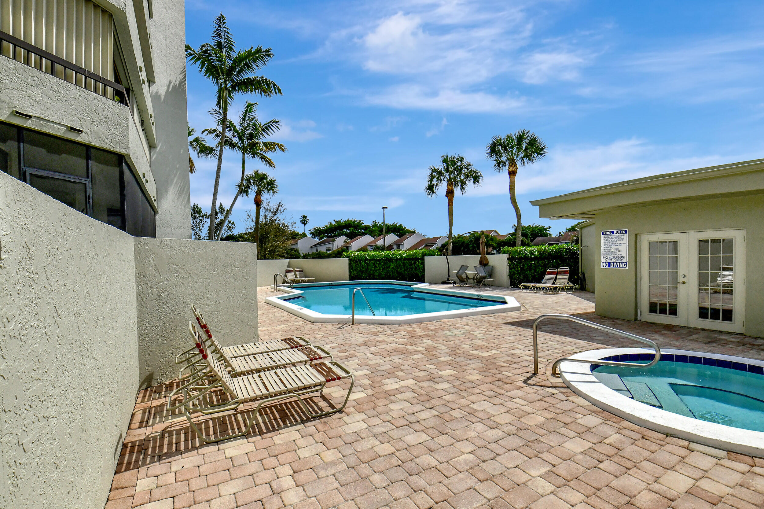 6372 La Costa Drive 405