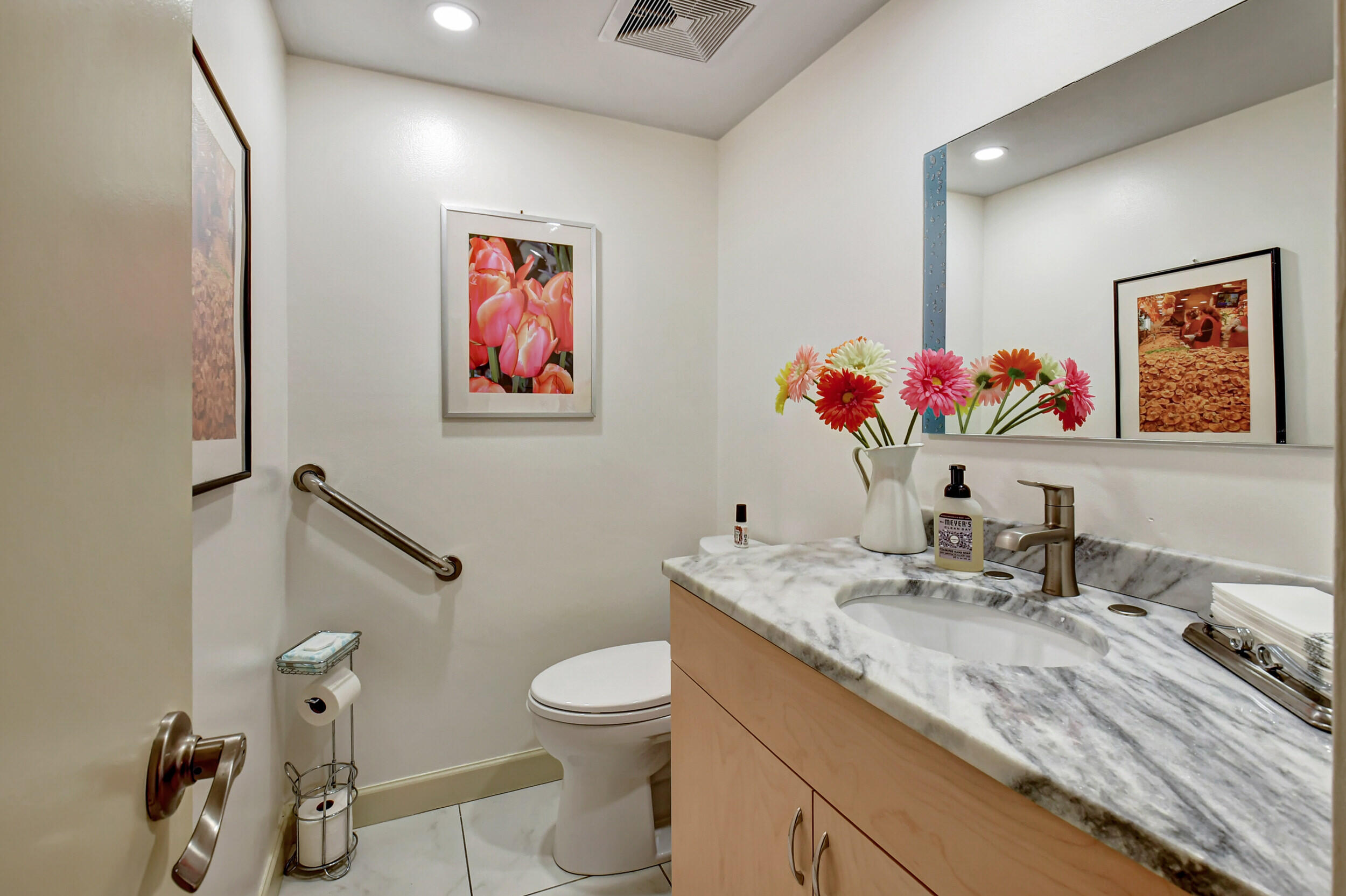 6372 La Costa Drive 405