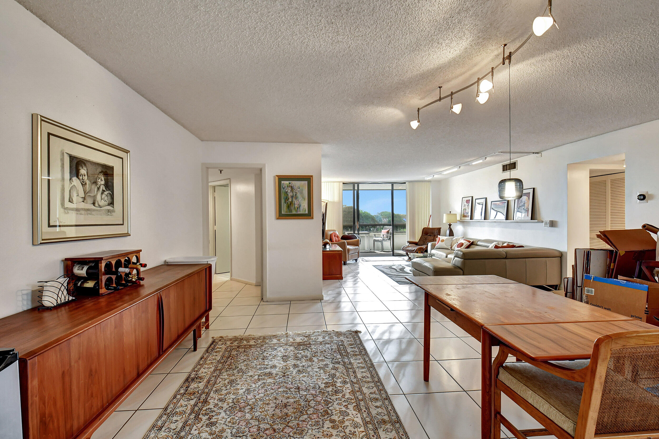 6372 La Costa Drive 405