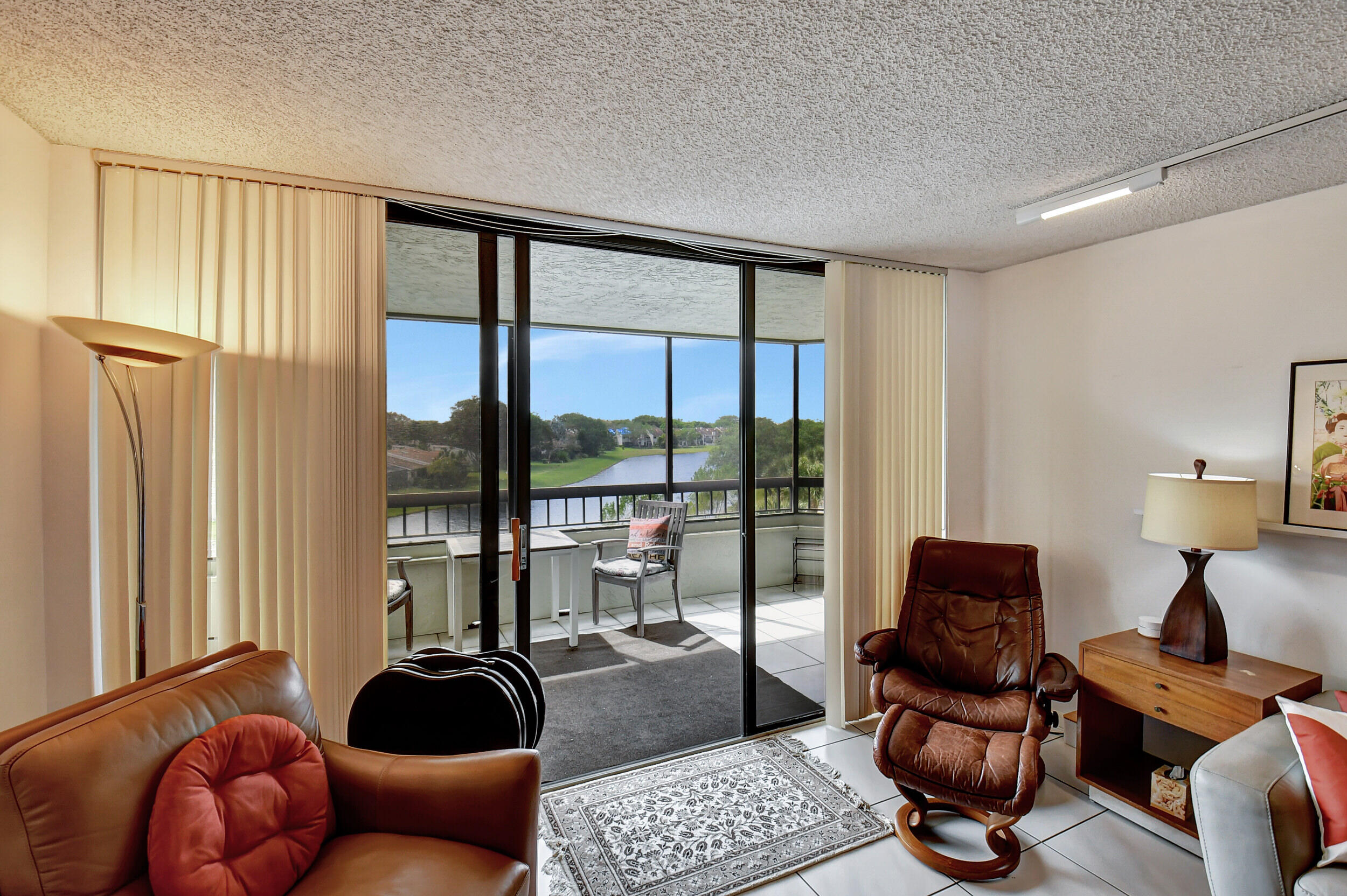 6372 La Costa Drive 405