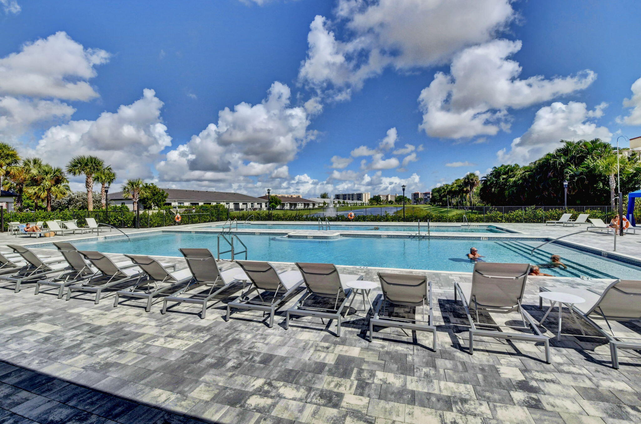 15073 Three Ponds Trail