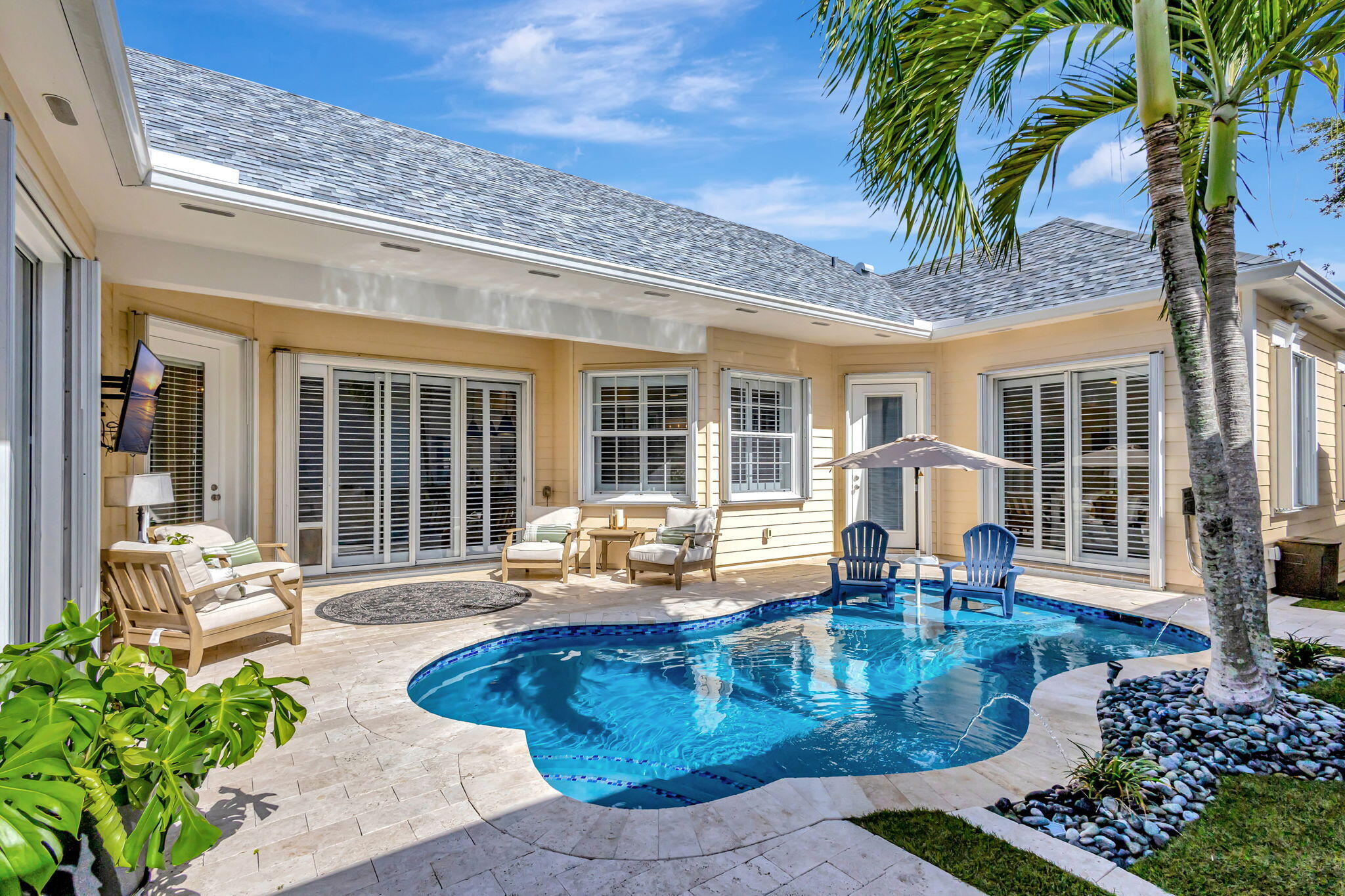 215 Sweet Bay Circle