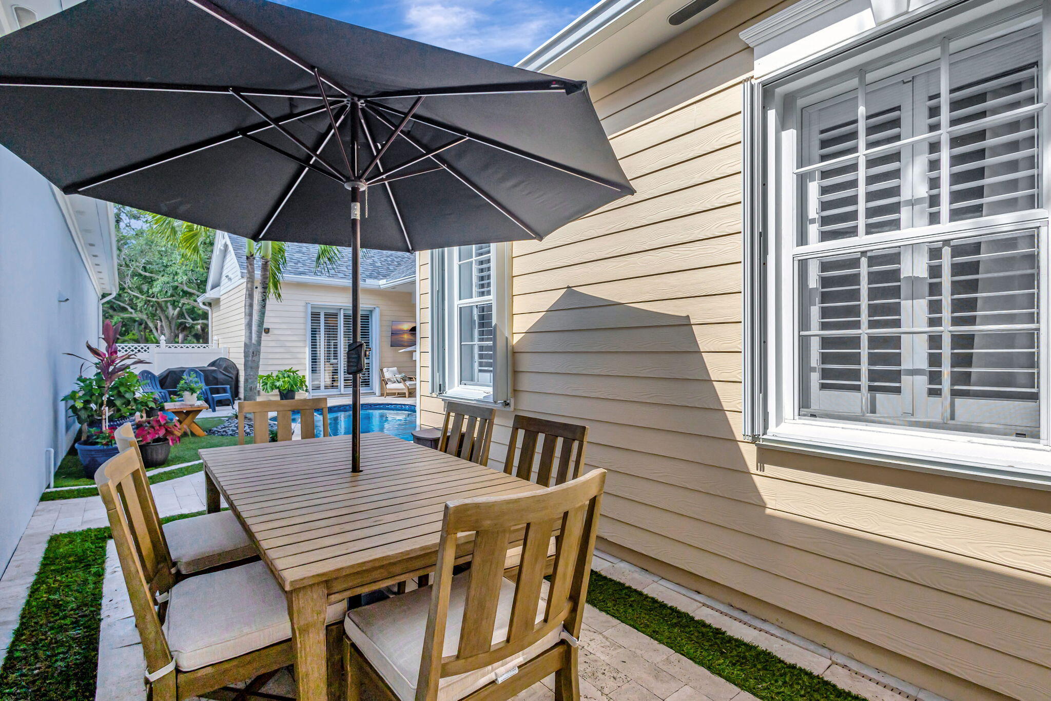 215 Sweet Bay Circle