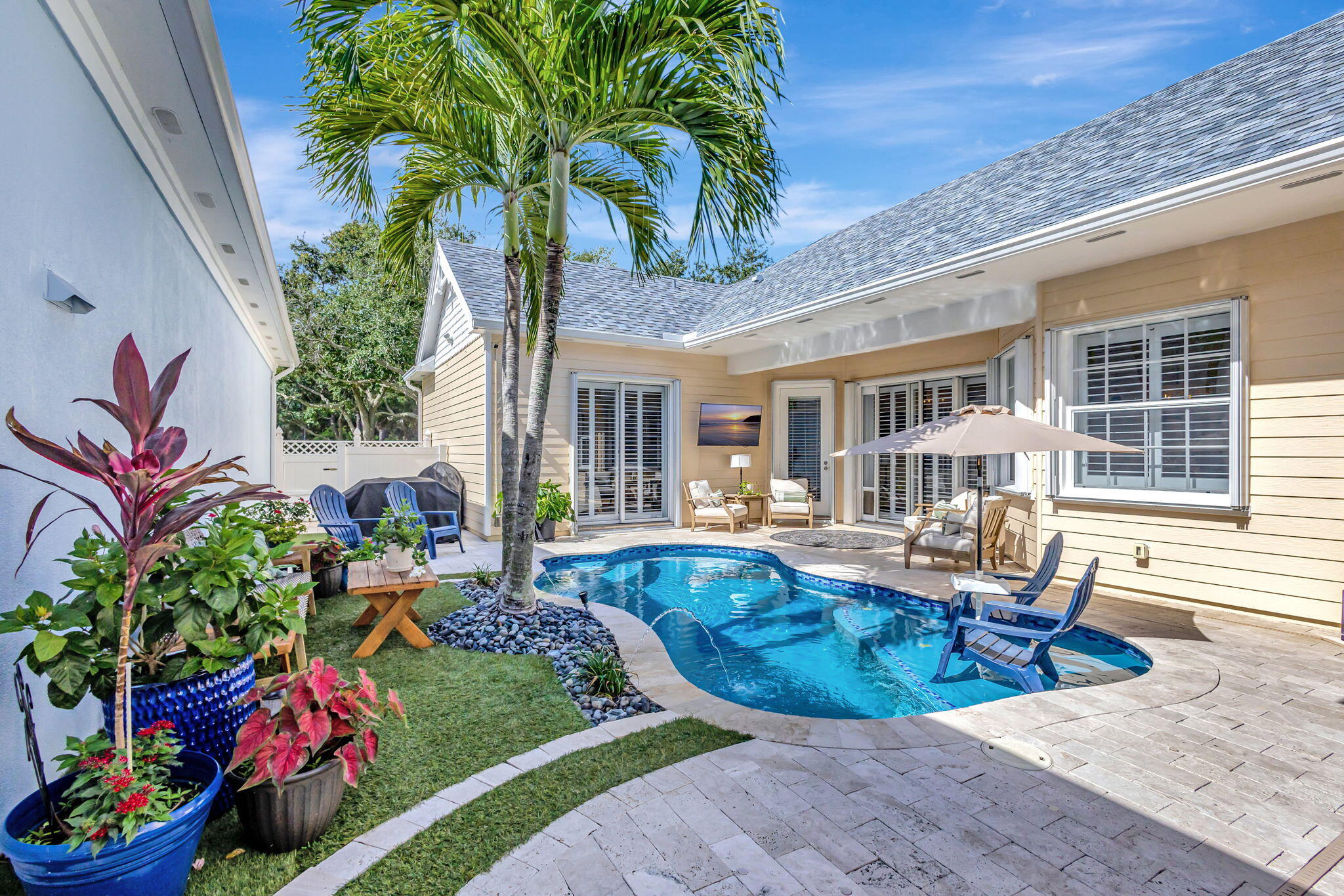 215 Sweet Bay Circle
