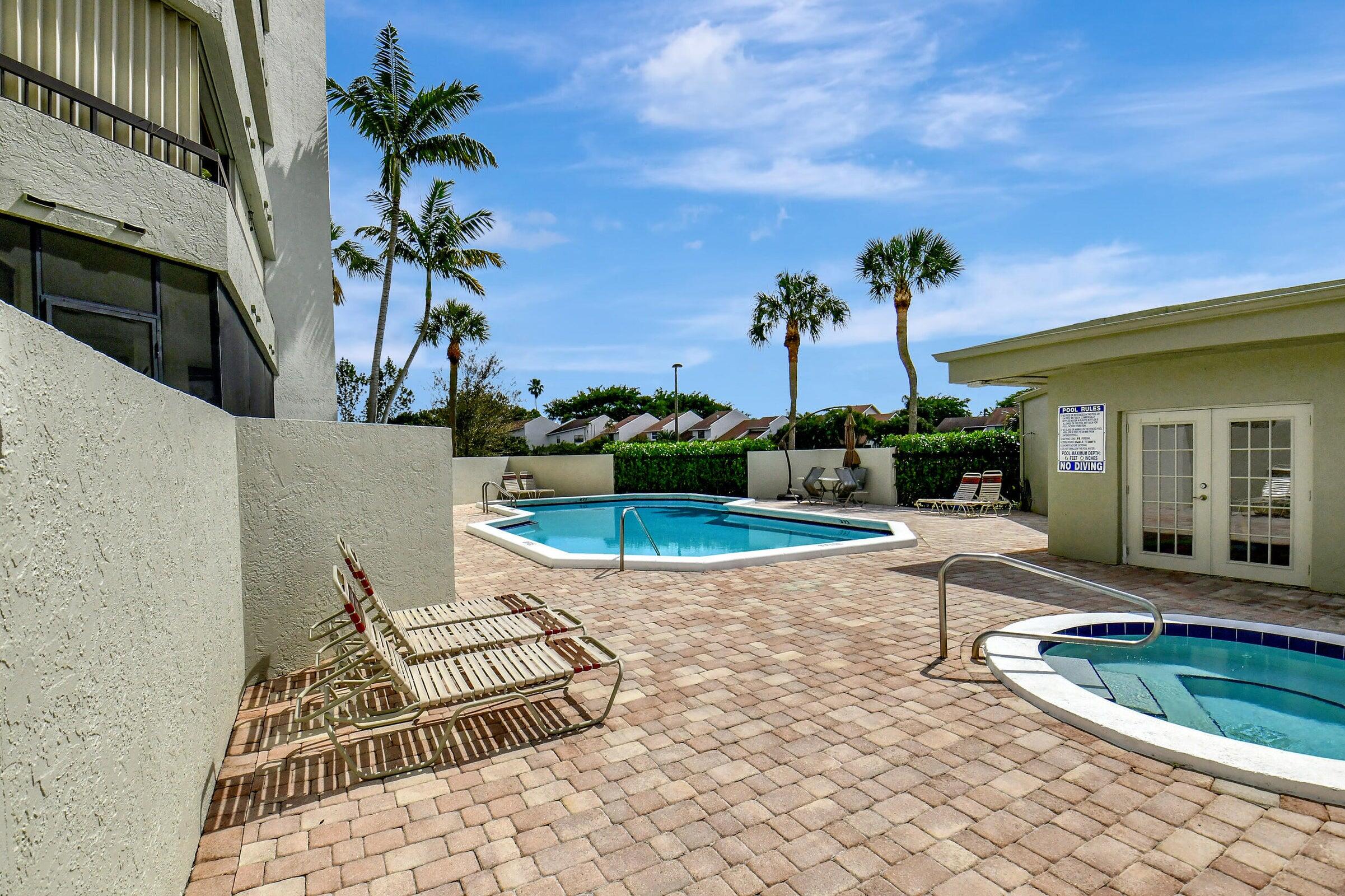 6372 La Costa Drive 302