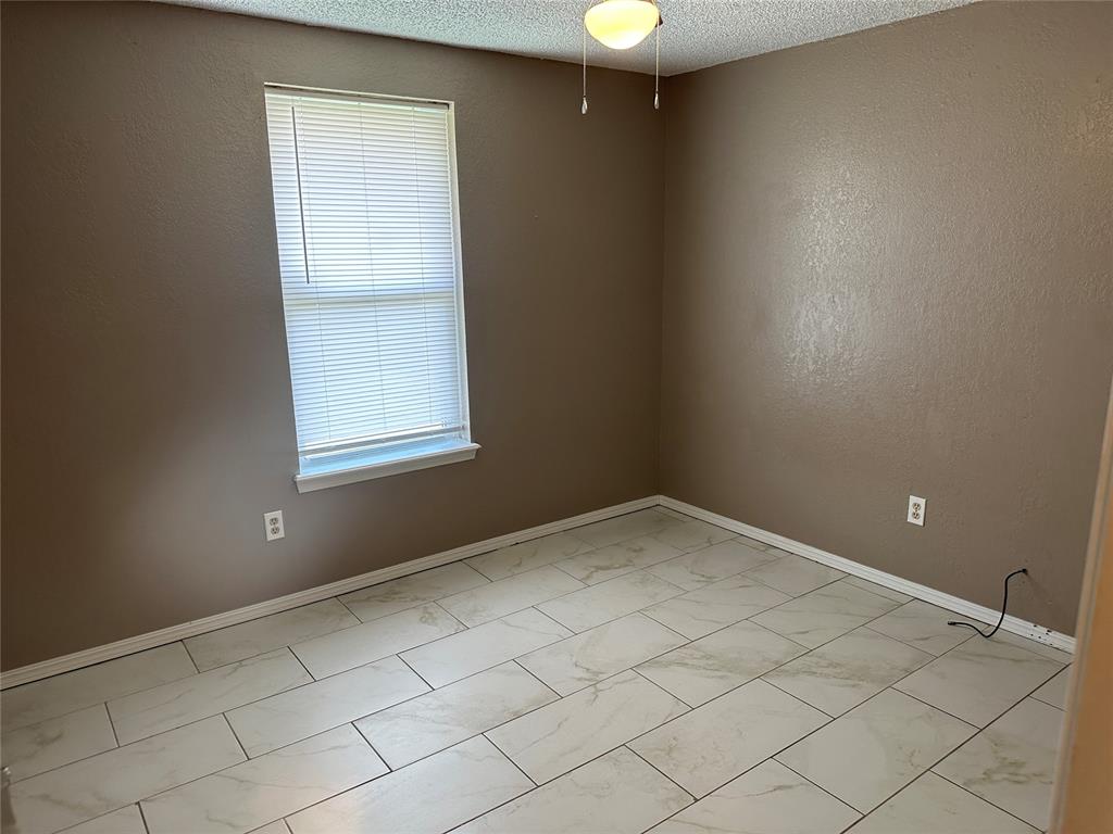 3205 SW 84th Street