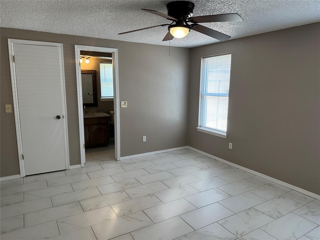3205 SW 84th Street