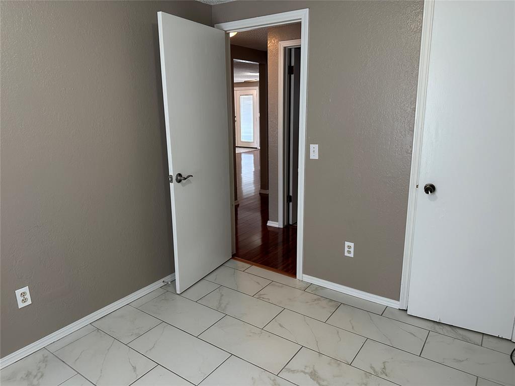 3205 SW 84th Street