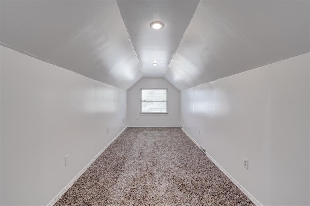 1504 Vulcan Circle