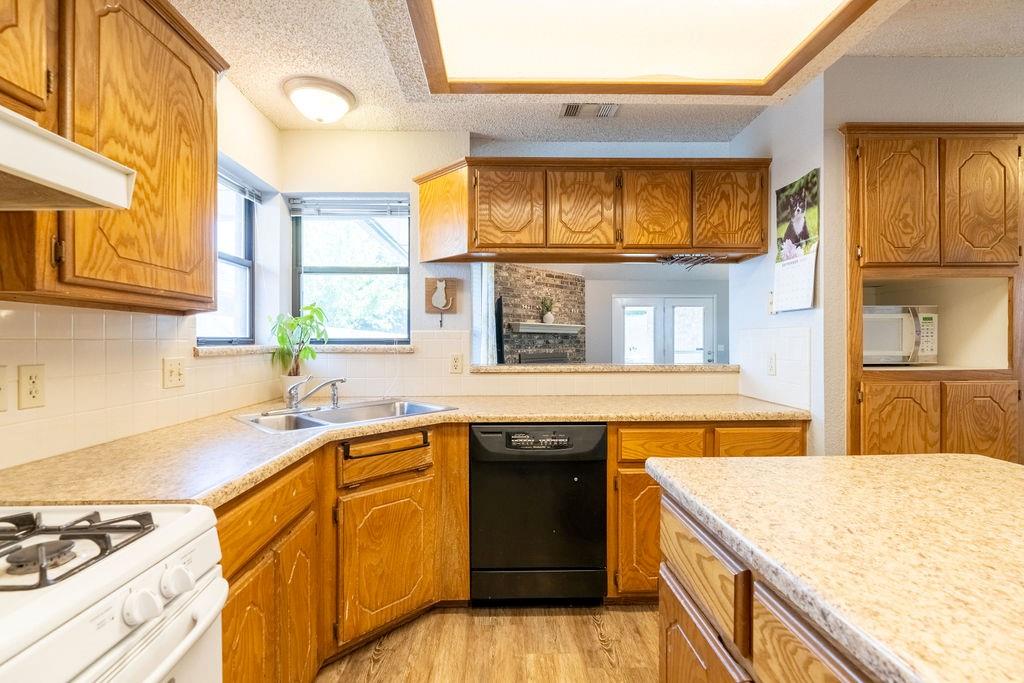 3217 Dove Crossing Drive