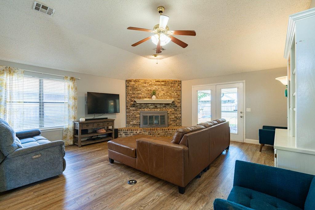 3217 Dove Crossing Drive