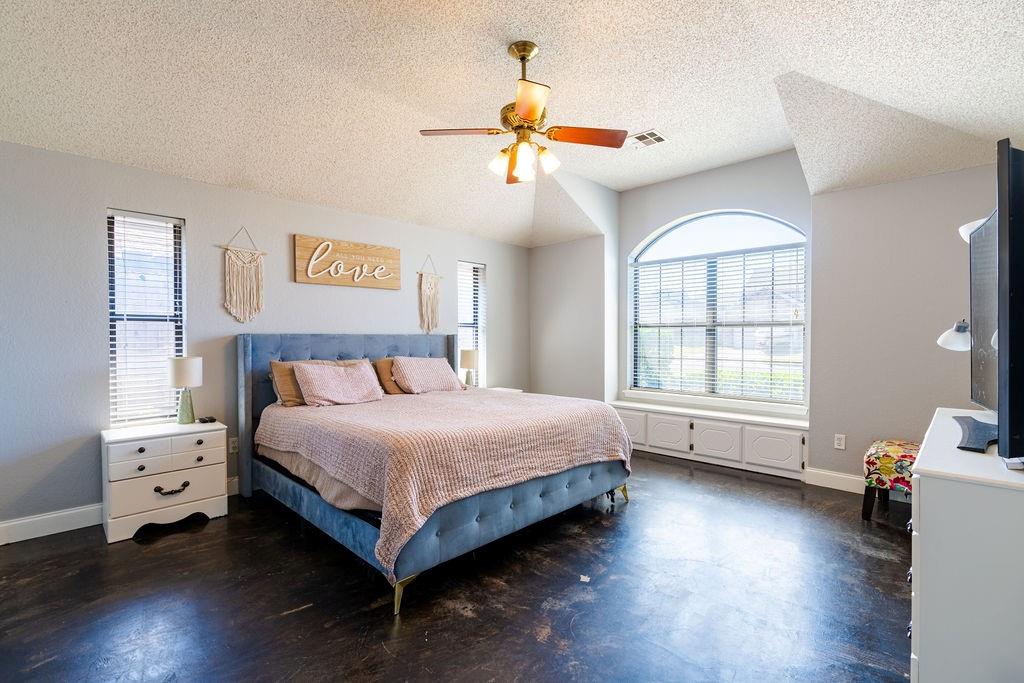 3217 Dove Crossing Drive
