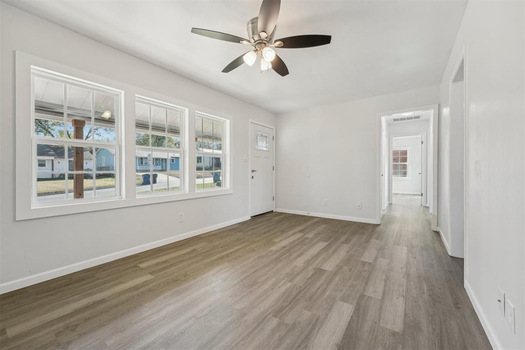 3513 Woodside Drive