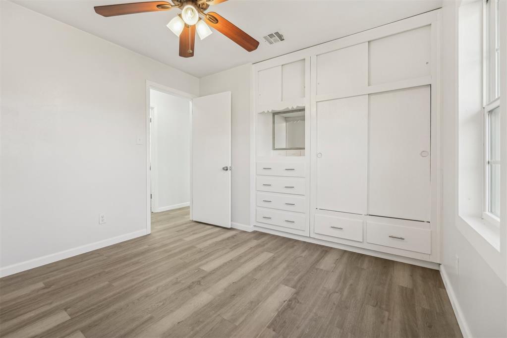 3513 Woodside Drive
