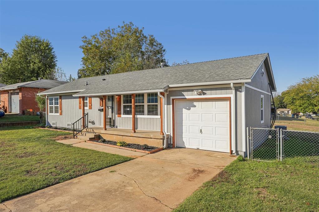 3513 Woodside Drive