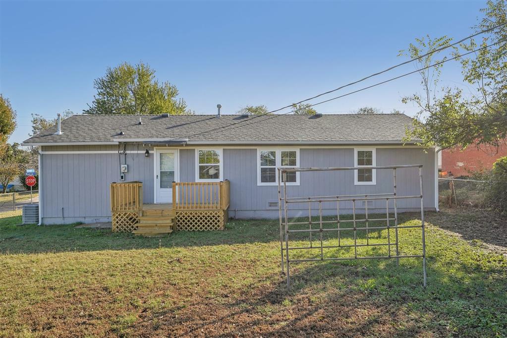 3513 Woodside Drive