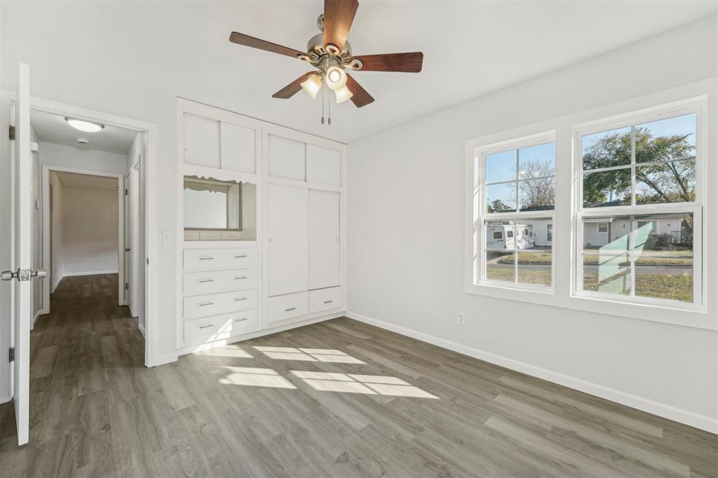 3513 Woodside Drive