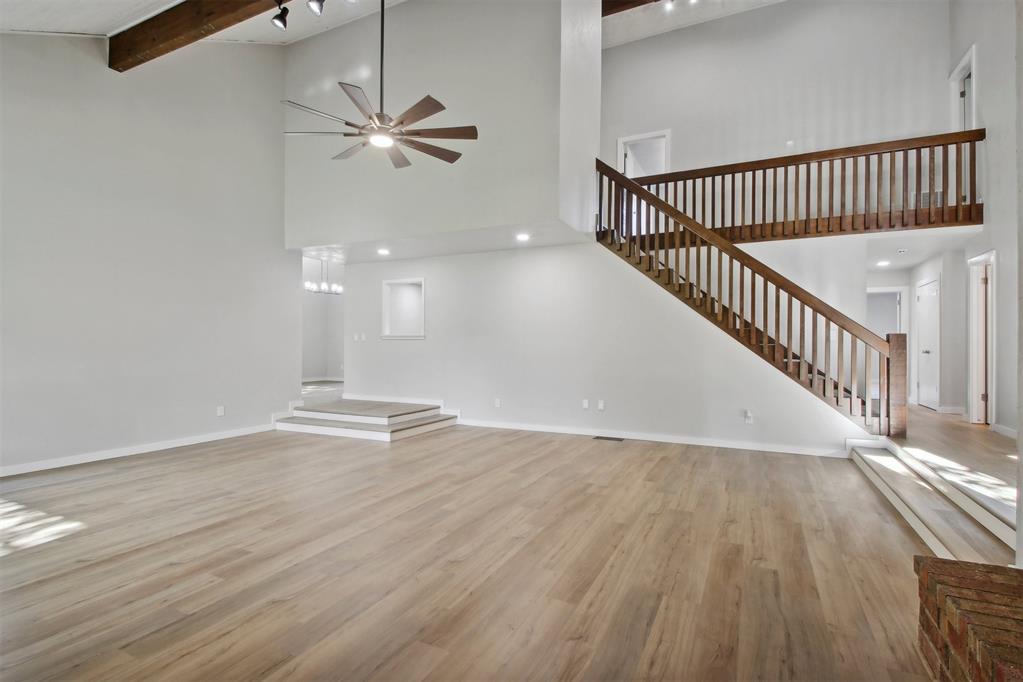 1705 Canary Court