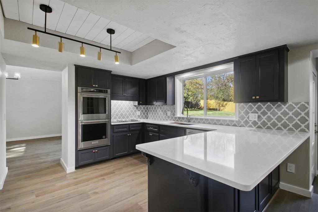 1705 Canary Court