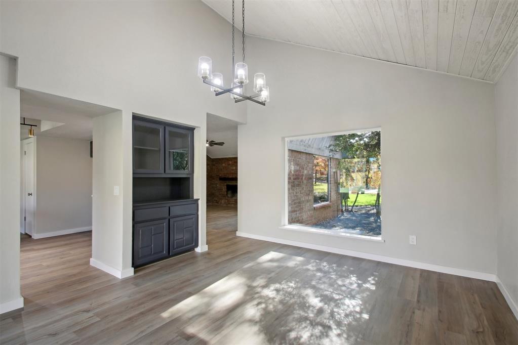 1705 Canary Court