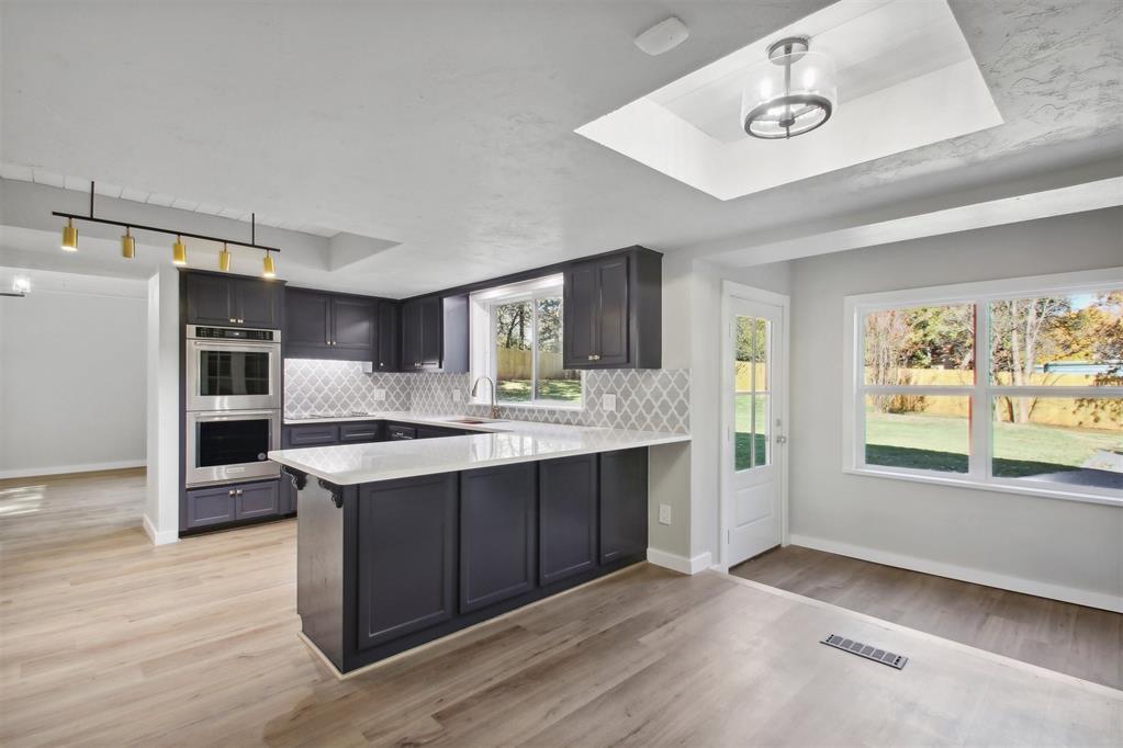 1705 Canary Court