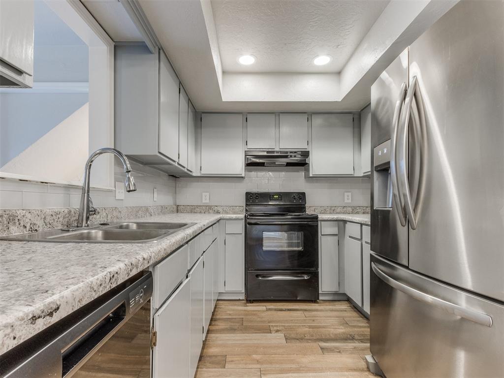 3821 Quail Run Circle Unit: 3823