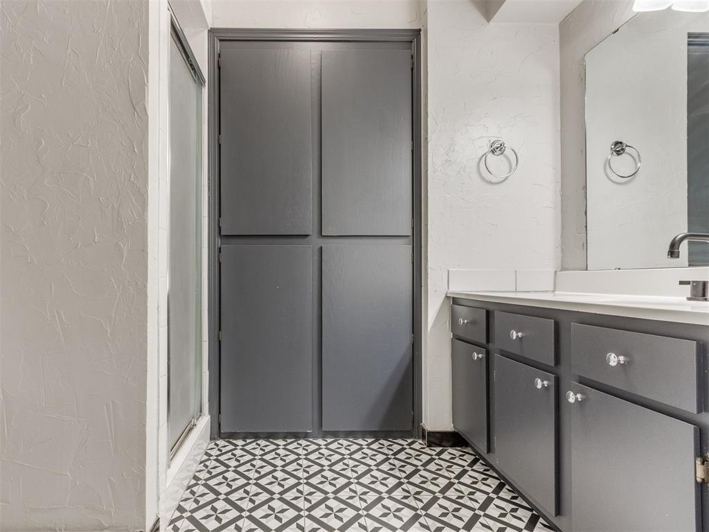 3821 Quail Run Circle Unit: 3823
