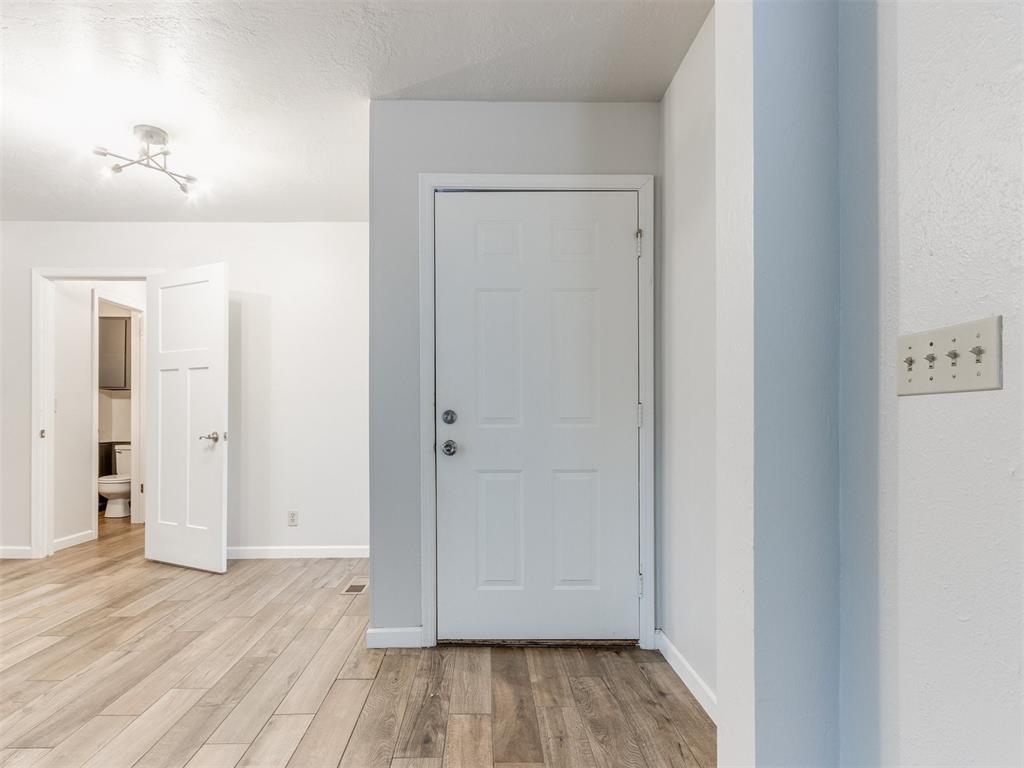 3821 Quail Run Circle Unit: 3823