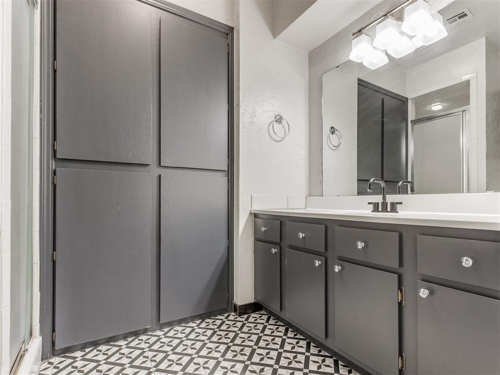3821 Quail Run Circle Unit: 3823