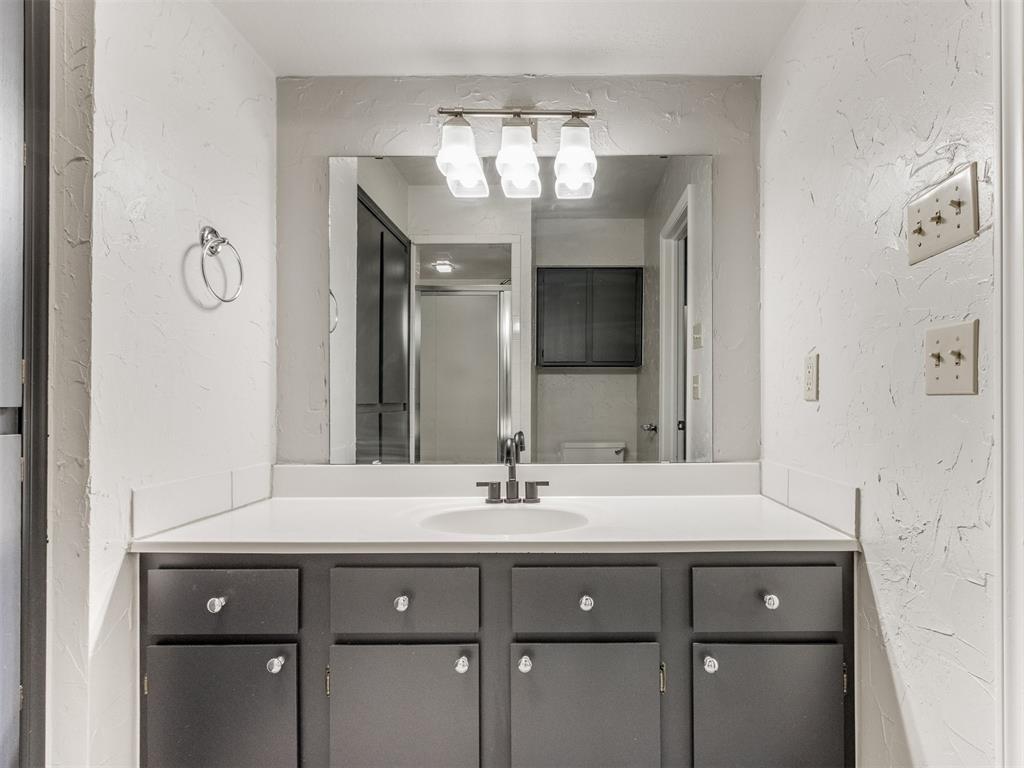 3821 Quail Run Circle Unit: 3823