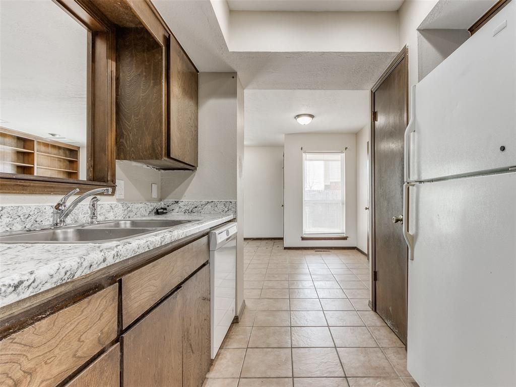 3821 Quail Run Circle Unit: 3823