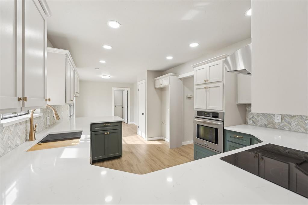 1806 Sandpiper Drive