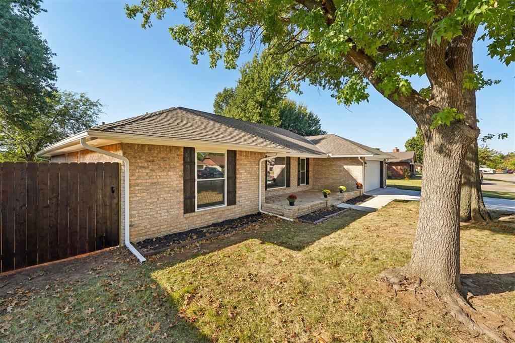 12 SW 99th Street