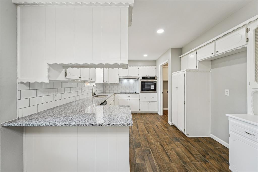 12 SW 99th Street