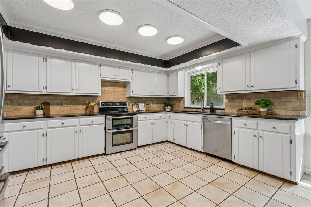 1224 Morrison Trail