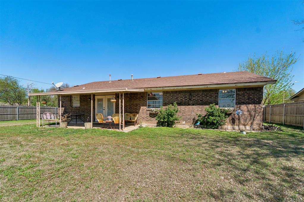 1202 E Louisiana Street