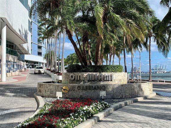 335 S Biscayne Blvd # 505