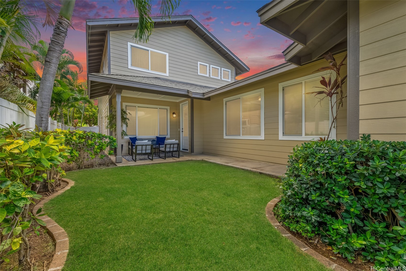 91-1153 Waipuhia Street