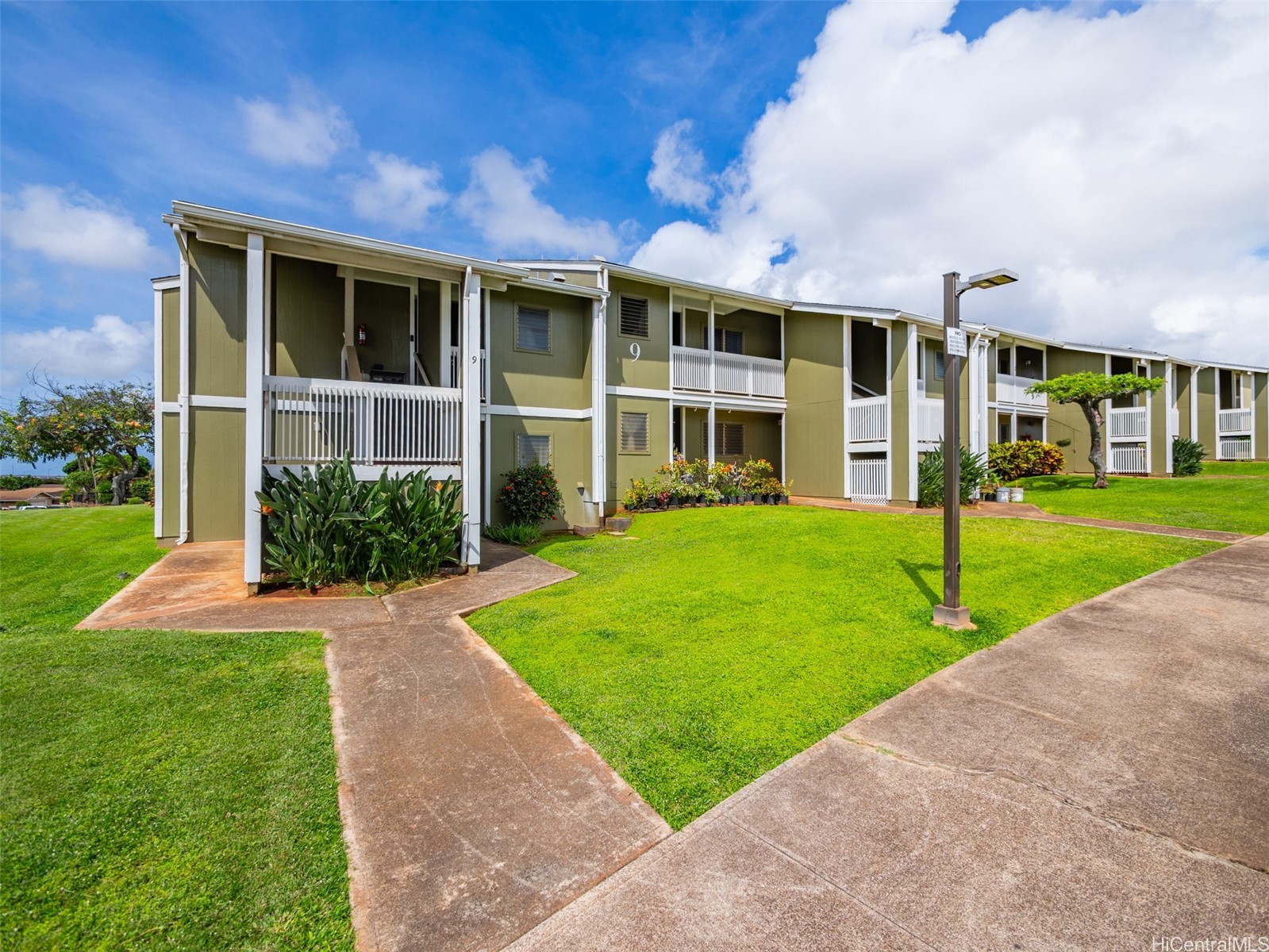 94-615 Kahakea Street 9G