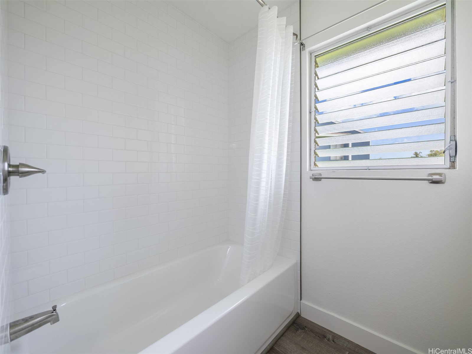 94-615 Kahakea Street 9G